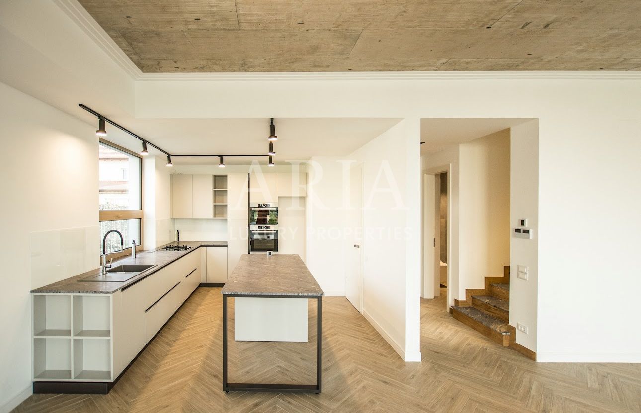 VILA  BANEASA RESIDENTIAL PARK - Poză 1