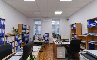 Apartament amenajat si utilizat ca si spatiu de birou aproape de Tribunal! - Poză 1