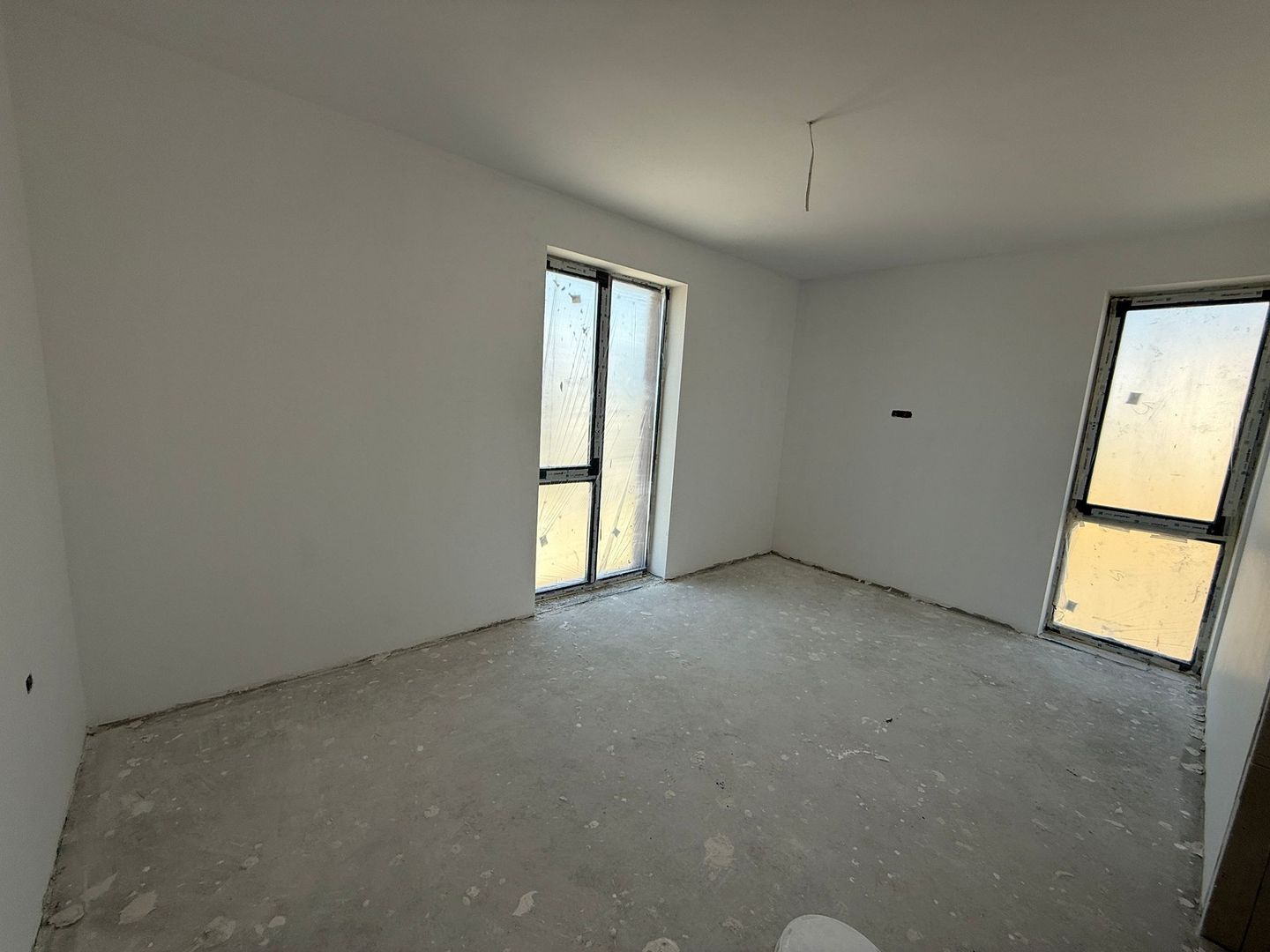 Giroc-Eso | S.A.D-uri si Apartamente cu 1 si 2 camere - Poză 1