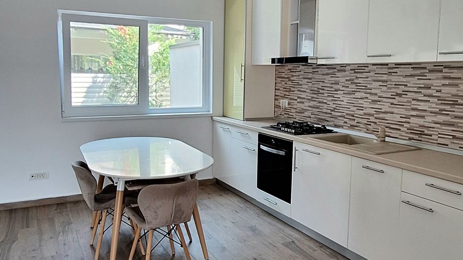 Locuinta insiruita cu 3 camere in Dumbravita - Poză 9