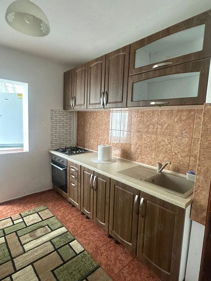 Inchiriez apartament IEFTTIN, 2 camere, SOARELUI - Poză 8