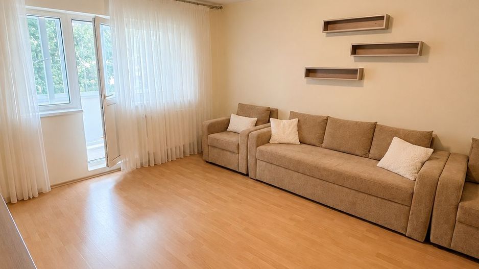 Apartament 3 Camere -Zona Nufărul - Poză 1