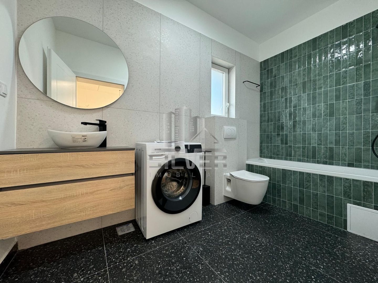 Casa tip duplex  la cheie. - Poză 14