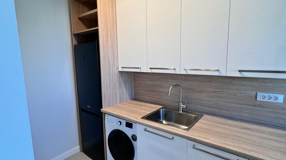 Apartament 2 camere de inchiriat Aviatiei Bloc Nou parcare - Poză 7