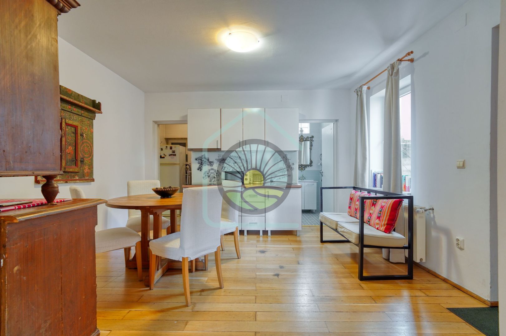 CASA INDIVIDUALA- DEALUL CETATII BRASOV - Poză 9