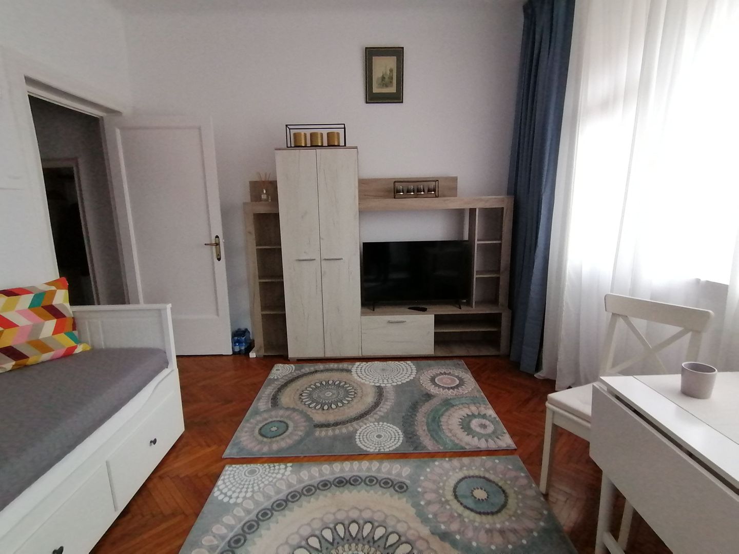 Garsoniera pe bd. Dacia - Poză 2