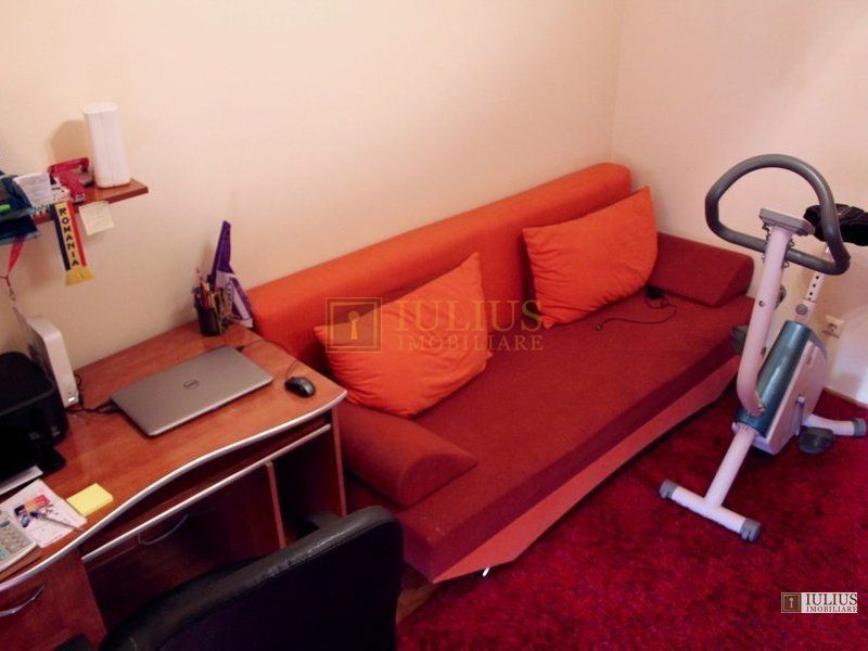 4 camere decomandat + loc de parcare privat in bloc nou. Str Nicolae Table - Poză 16