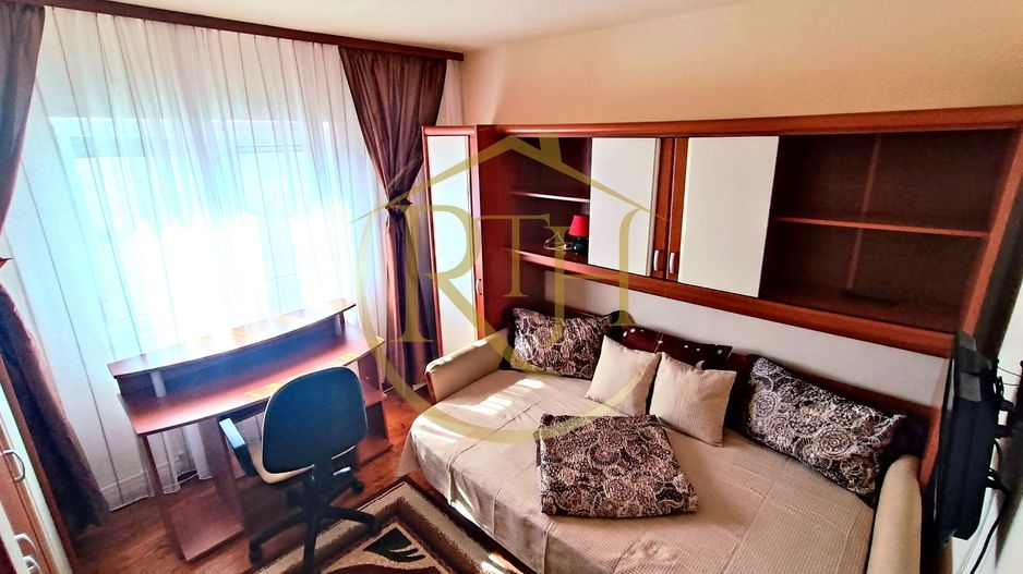 Se inchiriaza apartament cu 3 camere spatios si luminos – zona Olimpia - Poză 9