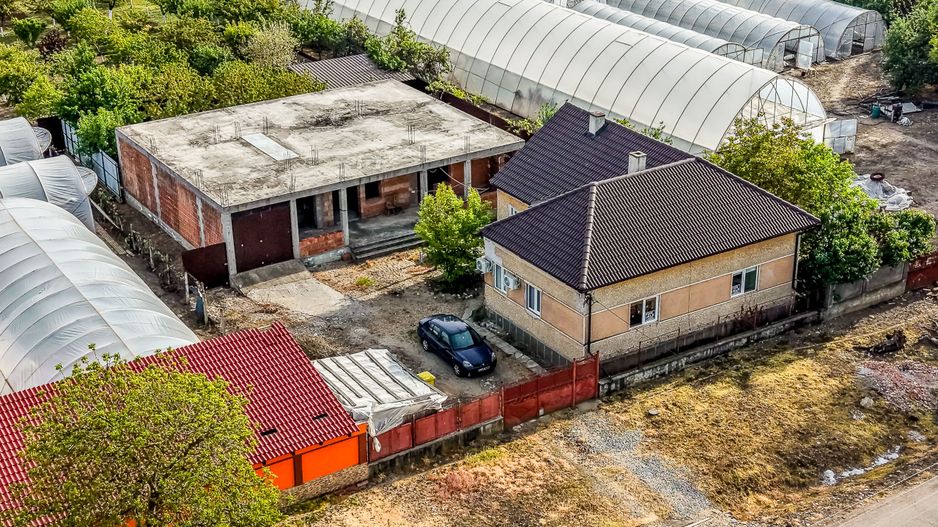 Casă finisată + casă în construcție, la același preț! - Poză 1