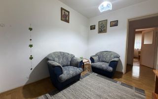 Apartament de inchiriat 3 camere etajul 4, cu lift,  Zona Vasile Aaron - Poză 10