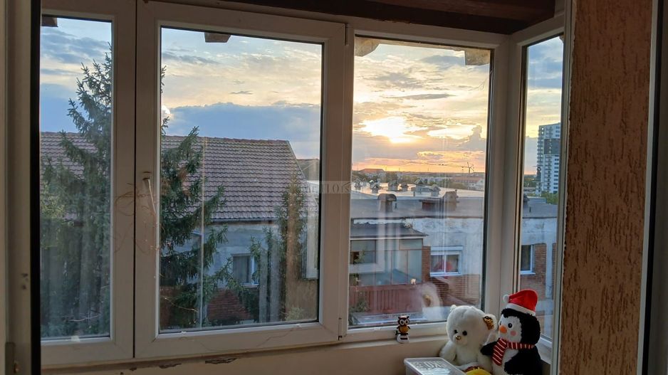 Apartament 2 camere cu 2 balcoane și pod – zona Torontalului - Poză 1