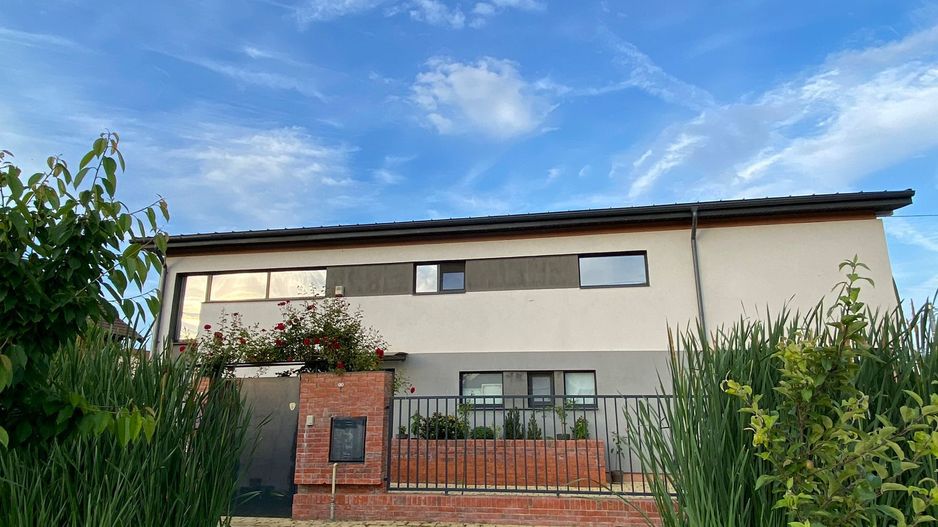 Vila Sinanadrei - Poză 2