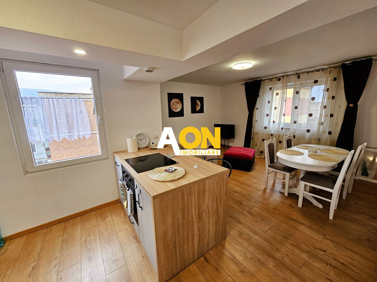 Apartament 2 camere, mobilat, utilat, Cetate - Poză 3