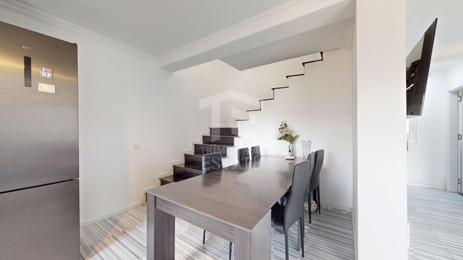 DOBROESTI - Ciresului | Vila tip Duplex - Curte + Parcari - Poză 15