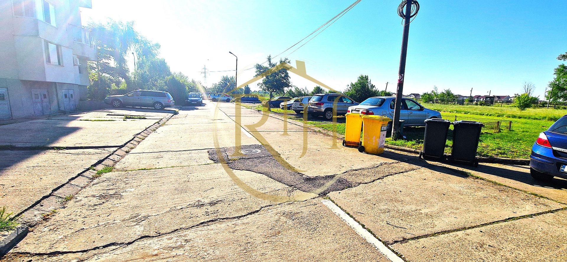 Vand apartament 2 camere,zona linistita cu mult spatiu verde ,0 Comision - Poză 18