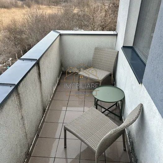 Apartament într-o zonă liniștită cu balcon și parcare - Poză 4