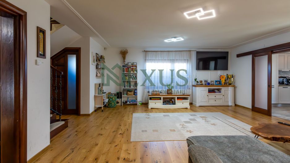 Casă/Vilă modernă de vânzare la intrare în Bogdan Vodă, județul Bacău. - Poză 28