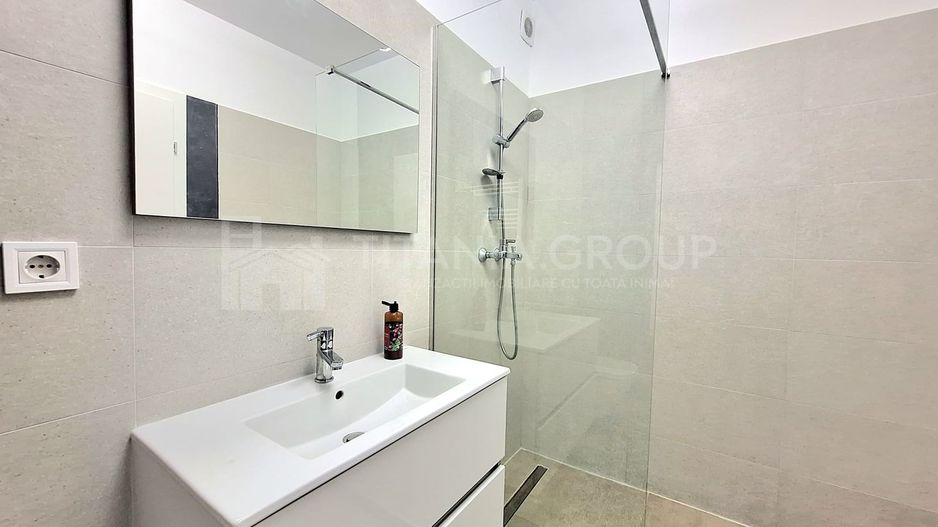 Garsoniera superba, 47 mp, balcon deschis - bloc Eleven, langa Coresi - Poză 9