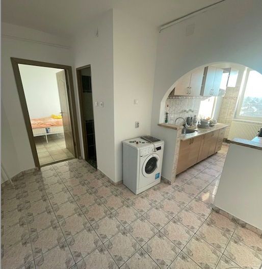 Decomandat si spatios - Poză 4