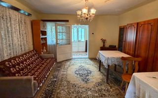 Casă cu teren generos în Buciumi - Poză 7