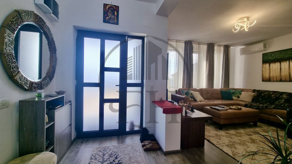 Casa / Vila de vanzare Valu lui Traian - Poză 22