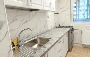 BRASADAS iNCHIRIAZA Garsoniera Mihai Bravu luminoasa vedere stradala - Poză 9