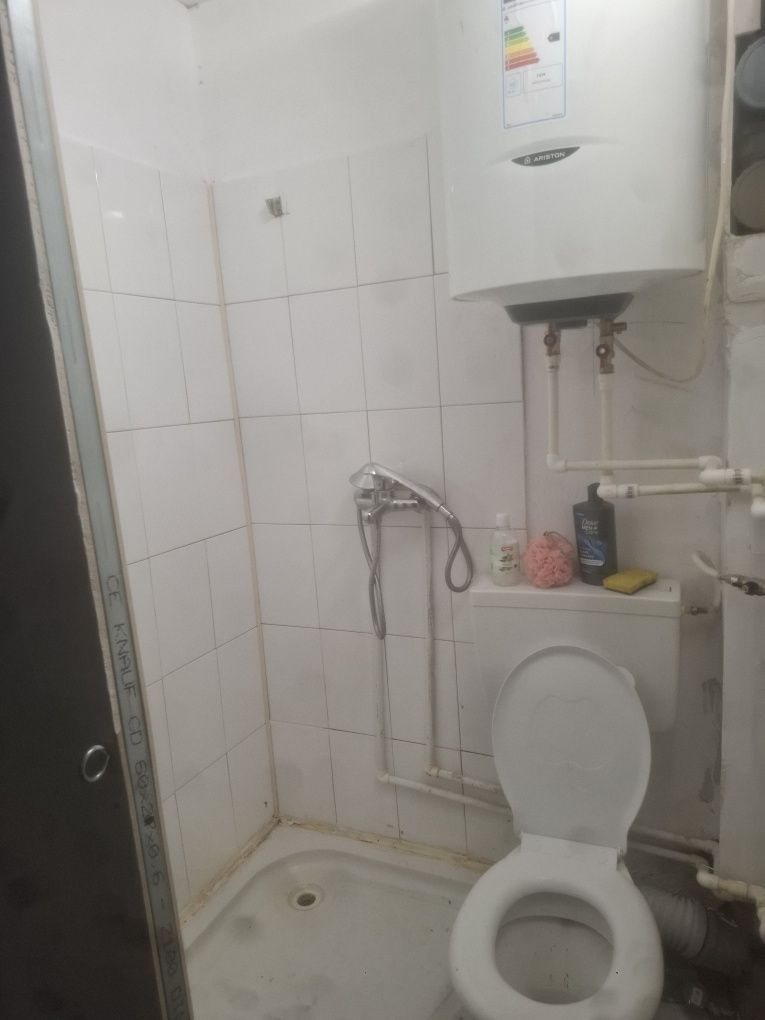 Garsonieră mobilată, etaj 2, lângă metrou Nicolae Grigorescu 250€ - Poză 1