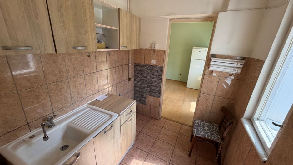 Garsoniera, etaj 1 - Cugir - Poză 4