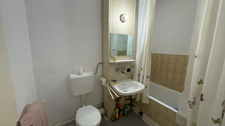 Apartament 3 camere decomandat 74 M² utili zona Lenin Nicolae Iorga - Poză 14