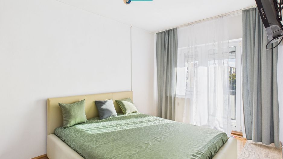 Apartament decomandat cu patru camere de inchiriat - Poză 4