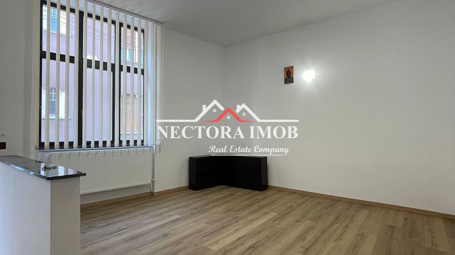 NECTORA IMOB-Apartament 3 camere/Spatiu comercial, Ultracentral, 80 mp - Poză 1
