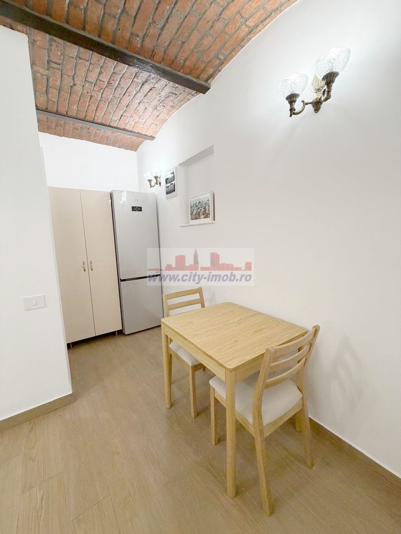 Inchiriere casa 5 camere,  Piața Victoriei,  Renovata 2025 - Poză 29