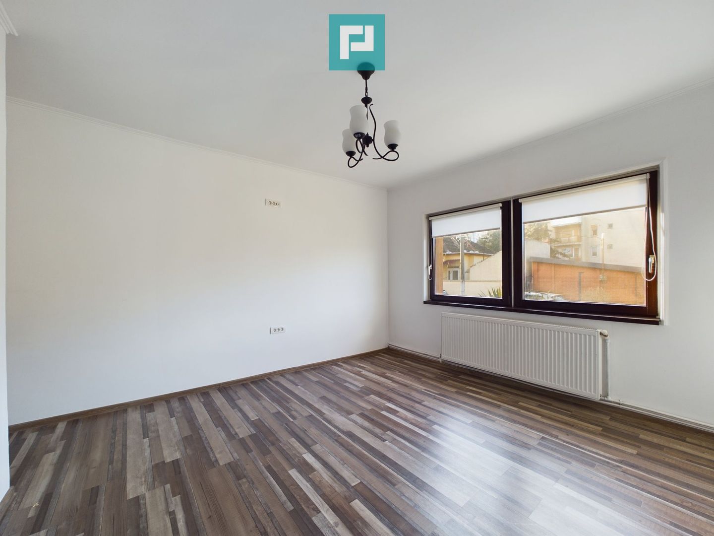 Vilă în Vlaicu - Poză 9