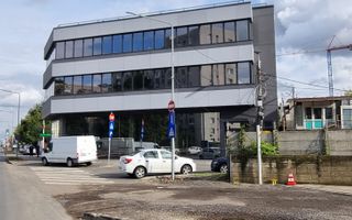 Spațiu Versatil 555 mp – Clinici, Birouri, Fitness - Poză 12