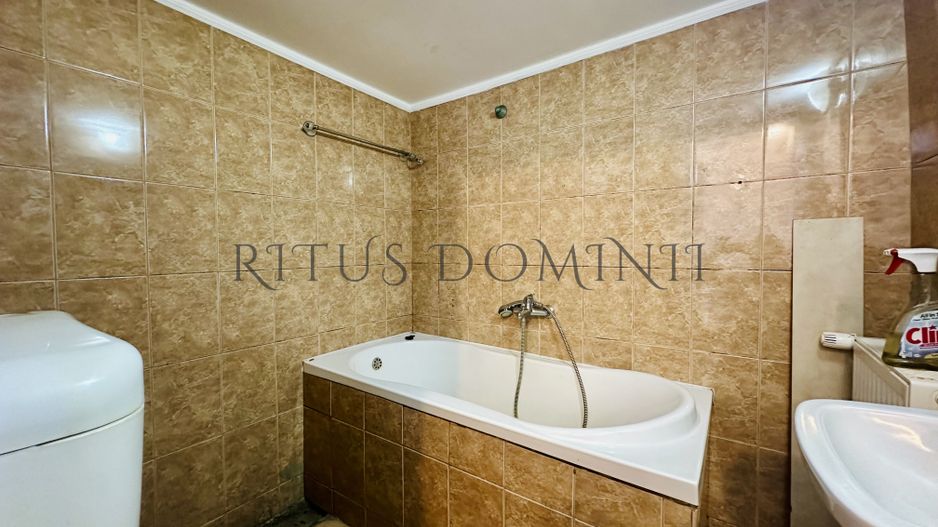 Apartament pentru 10 muncitori la Casa, Nufărul - Poză 5