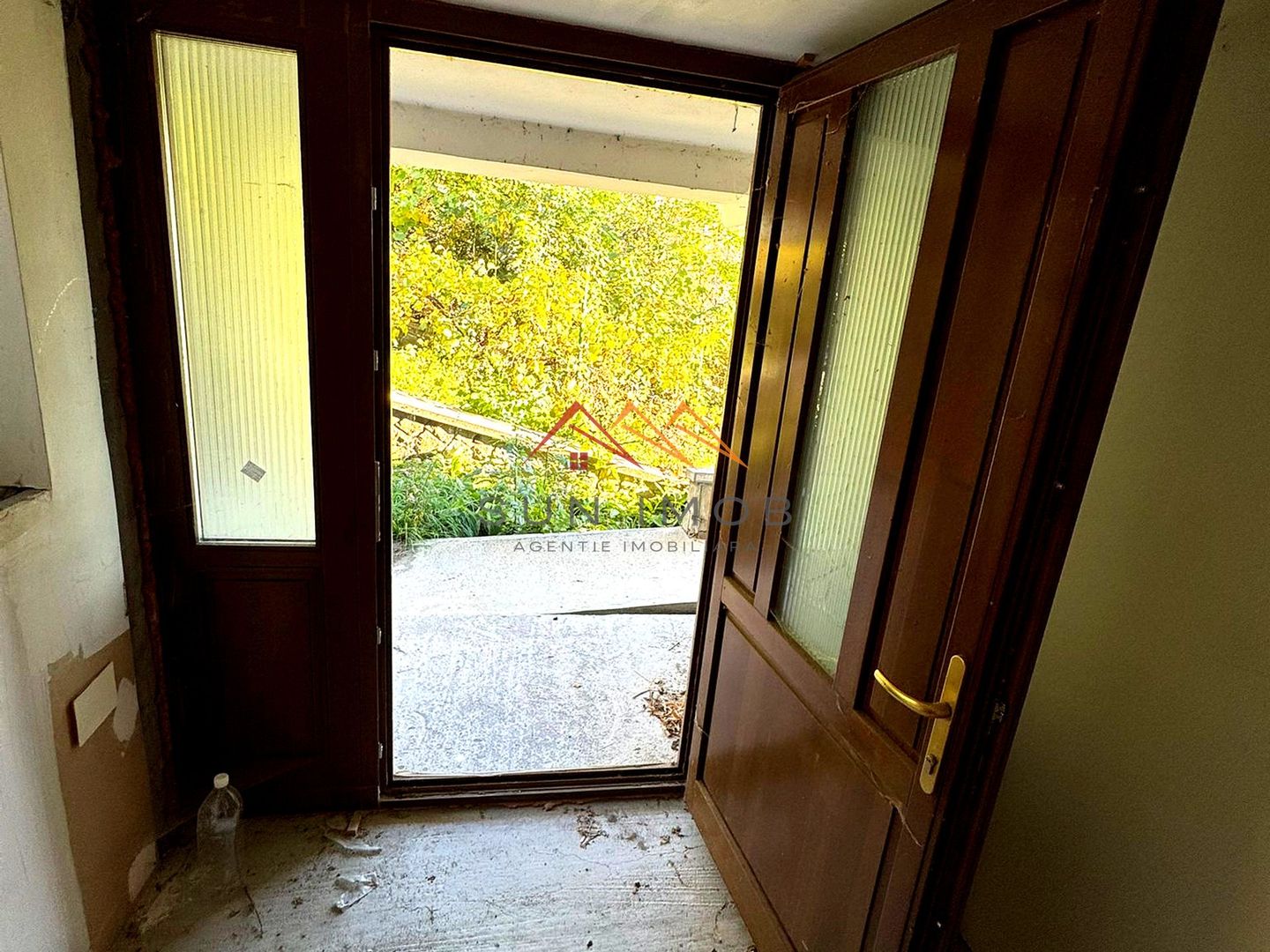 Vila S+P+E, priveliste deosebita, 6 camere, garaj, terasa, Cornu, PH - Poză 23