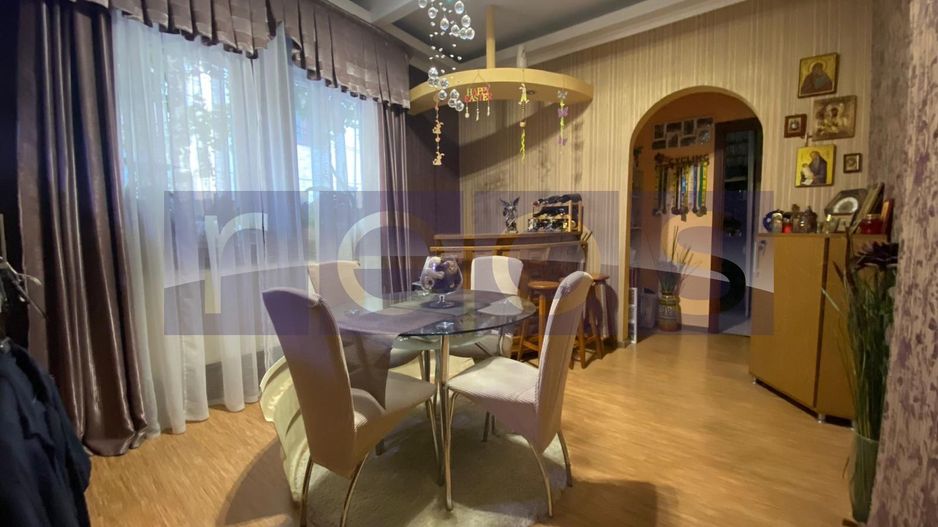 VILĂ CU 2 APARTAMENTE ZONA POLONĂ - Poză 1