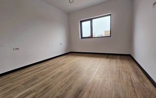 Casa 4 camere | 3 bai | centrul comunei Berceni - Poză 12