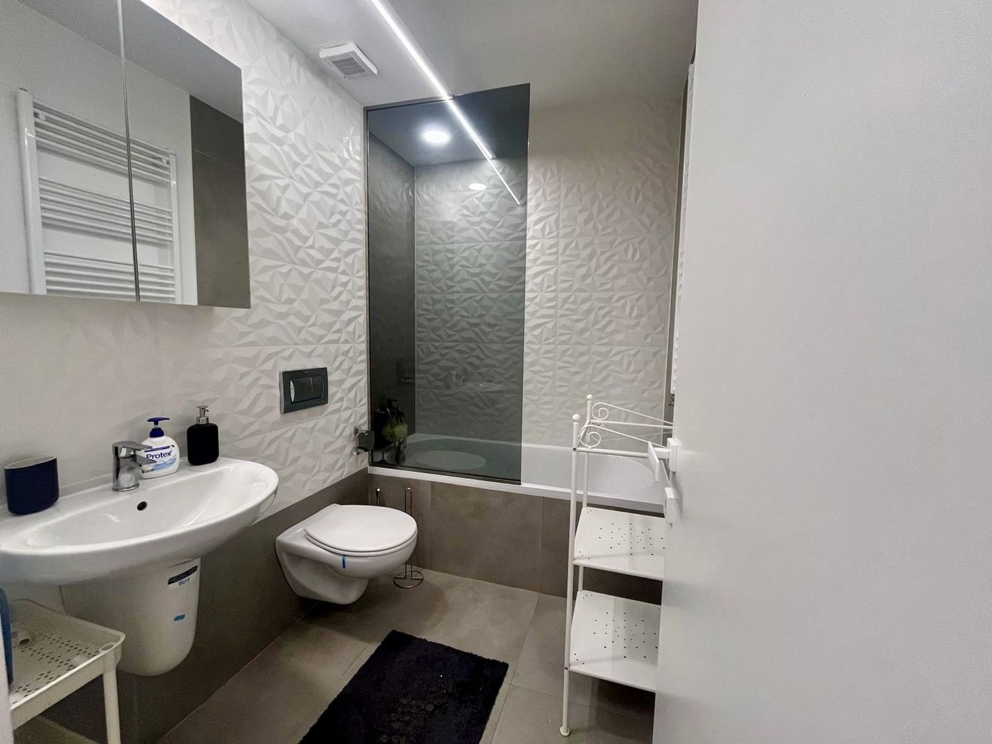 Apartament 3 Camere | INCHIRIERE | 4 City North | 2 locuri de parcare - Poză 6