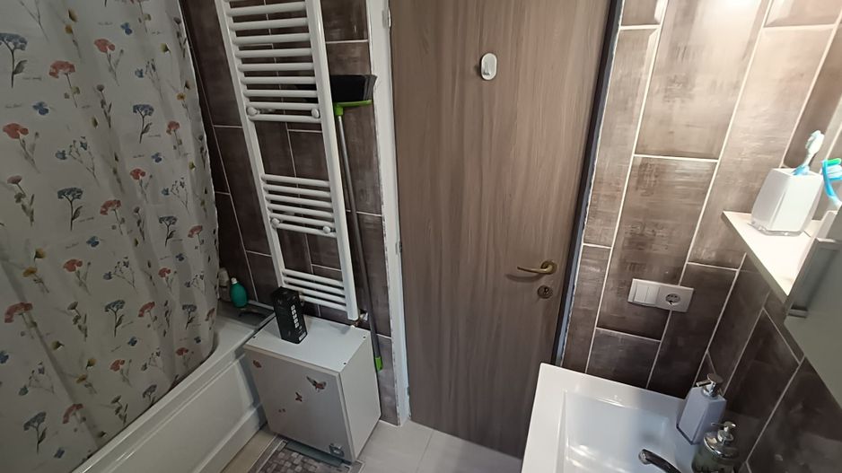 Apartament 3 camere Floresti cu parcare - Poză 9
