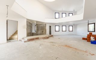 Clădire comercială în zona Grădiște. - Poză 36