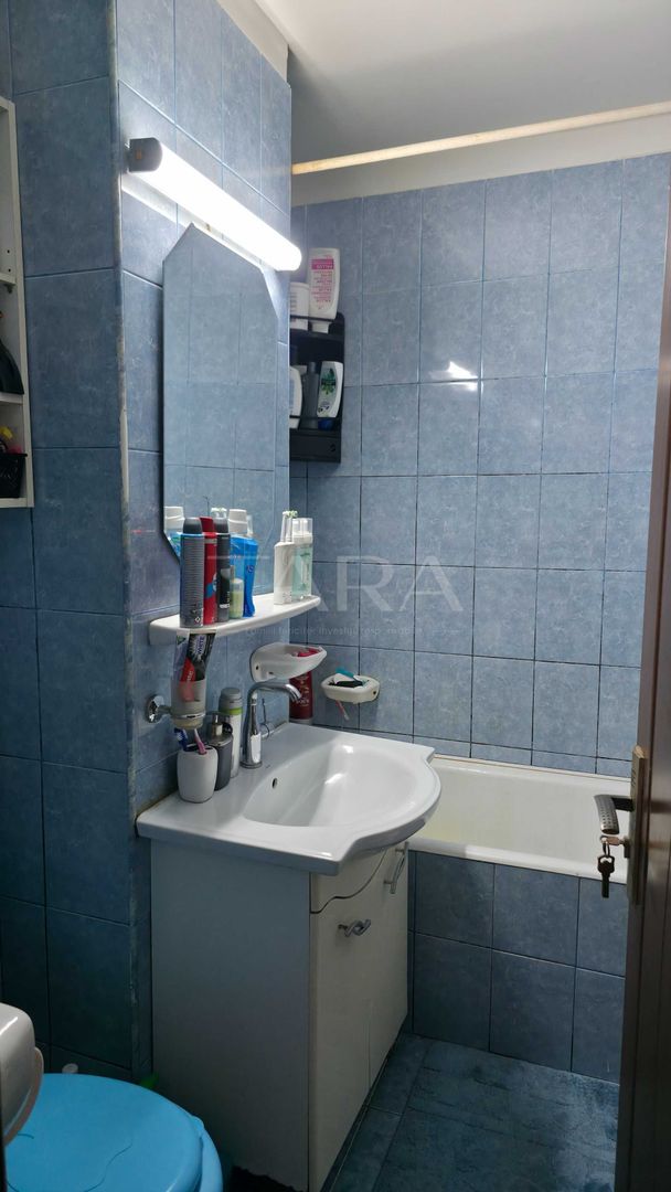 Apartament cu 2 camere, 54 mp, 2 balcoane și boxă, zona Fabricii. - Poză 8