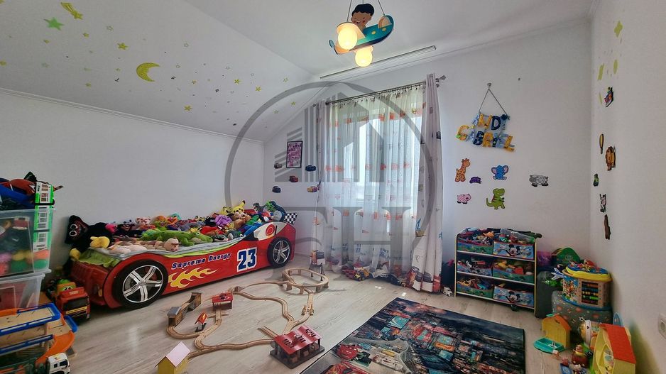 VANDUT/ SOLD - Casa / Vila de vanzare Valu lui Traian - Poză 22