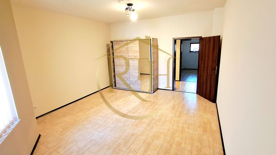 Oferim spre inchiriere, casa cu 4 camere pentru locuit sau birouri, Mehala - Poză 8