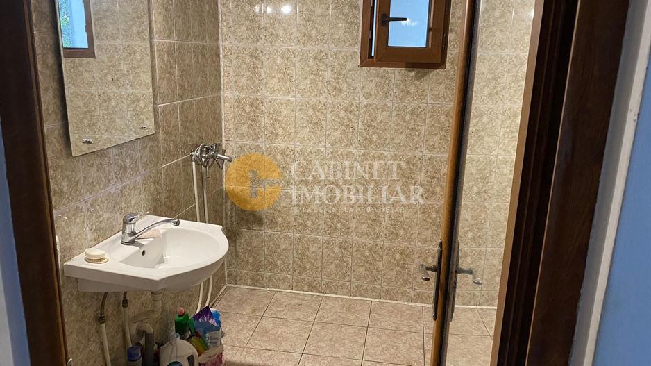 4 Camere Decomandat - Nicolina - Cug - Etaj 3 - Bloc 1986 - Poză 5