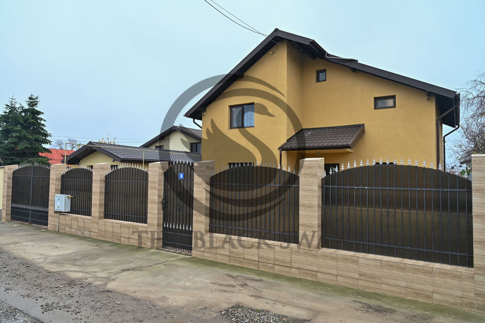 Casa 5 camere de vanzare | Moderna | Stoenesti, Prahova | Comision 0% - Poză 1