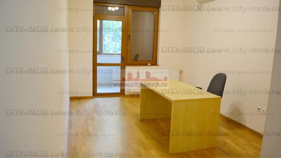 Inchiriere partiala in Vila zona Ferdinand Bucuresti - Poză 12