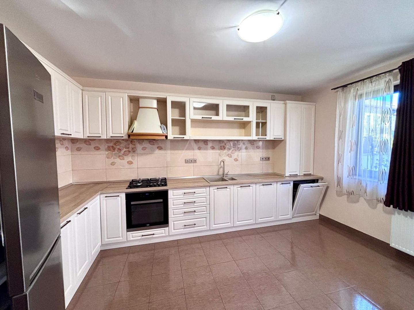 Duplex 120 mp cu teren 200 mp – Florești, stradă privată - Poză 1
