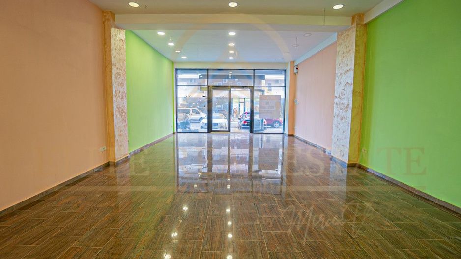 Statiunea Mamaia - Hotel Opera - Spatiu comercial. - Poză 4