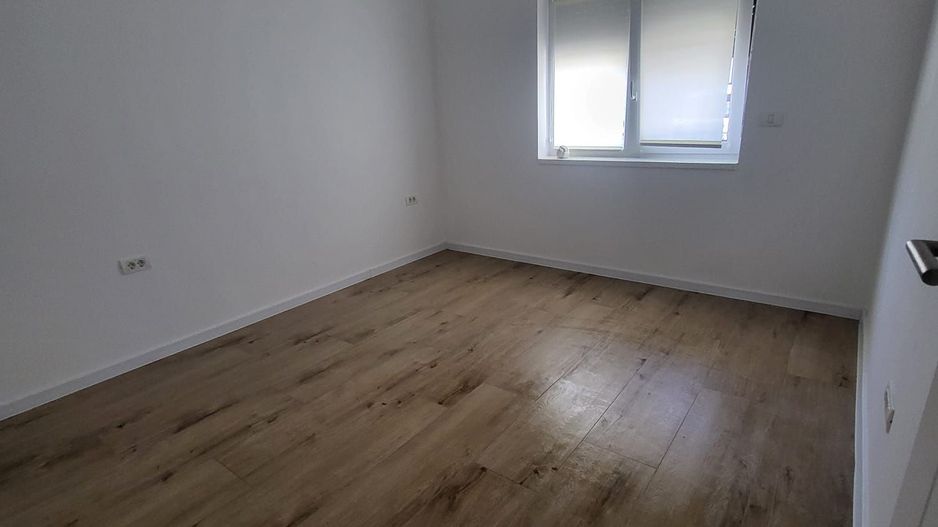 SAD cu 3 camere/acces exterior -Kaufland - Poză 20